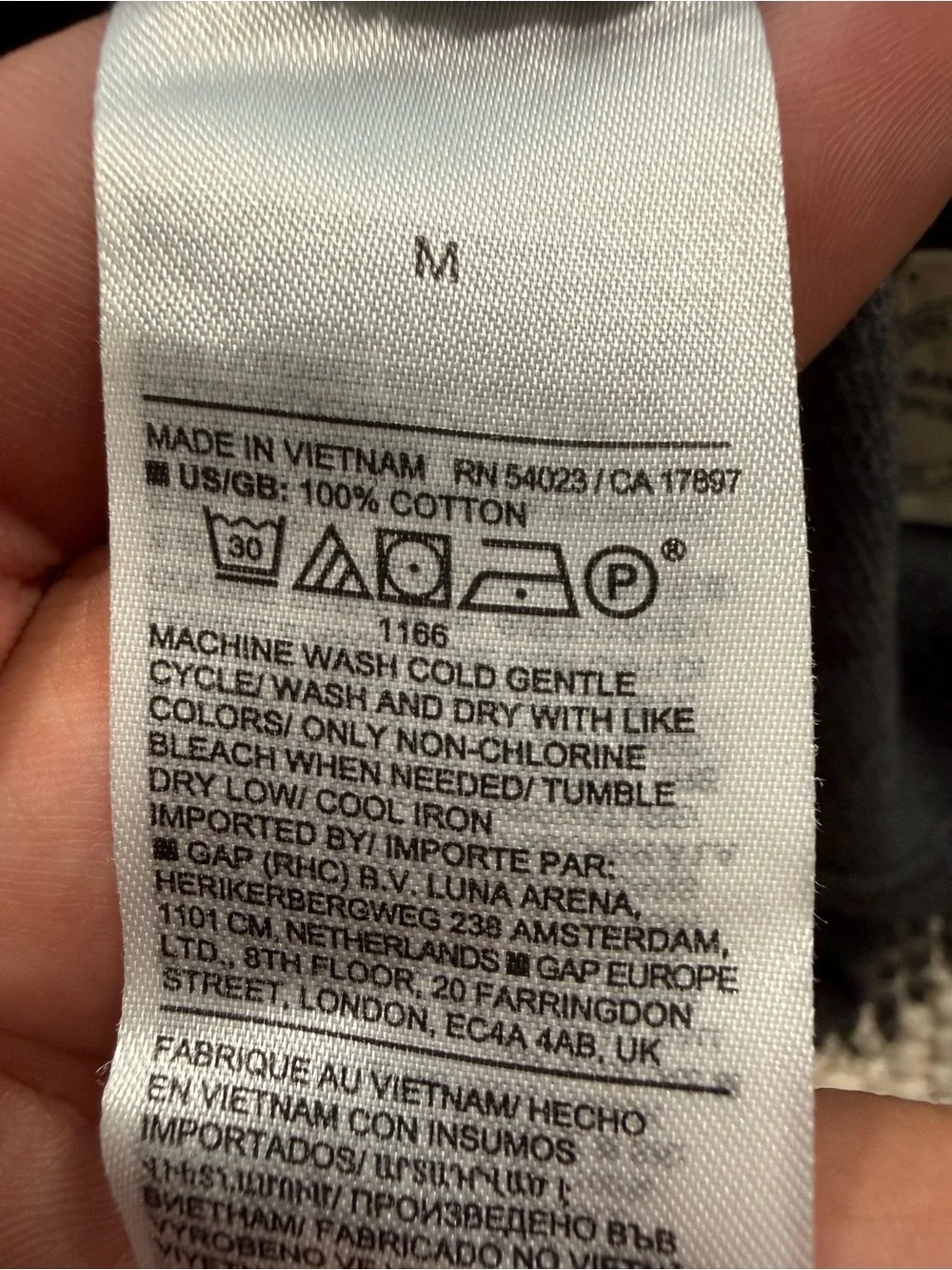 Banana Republic men’s banana